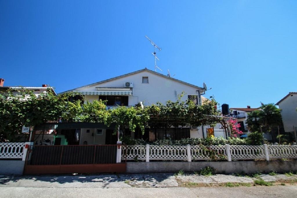 Apartment Mare 1 Новиград Экстерьер фото